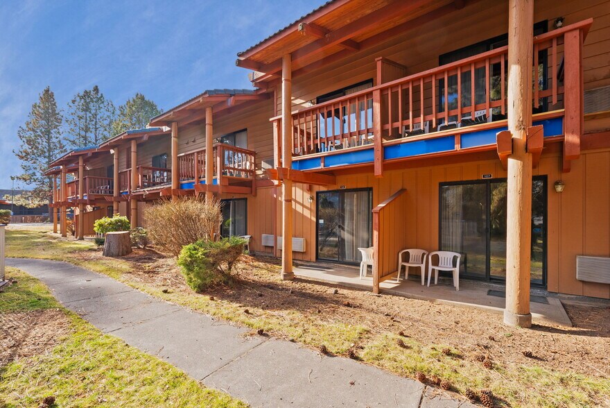 More Photos Of 3105 NE O. B. Riley Rd, Bend Hotel For Sale