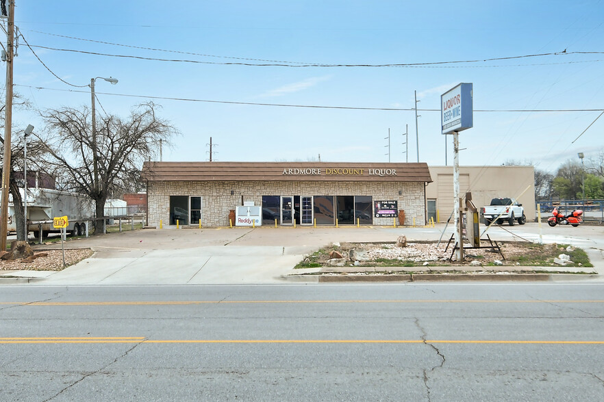 Primary Photo Of 420 S Washington St, Ardmore Freestanding For Sale