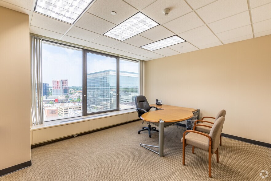 More Photos Of 445 Hamilton Ave, White Plains Coworking Space