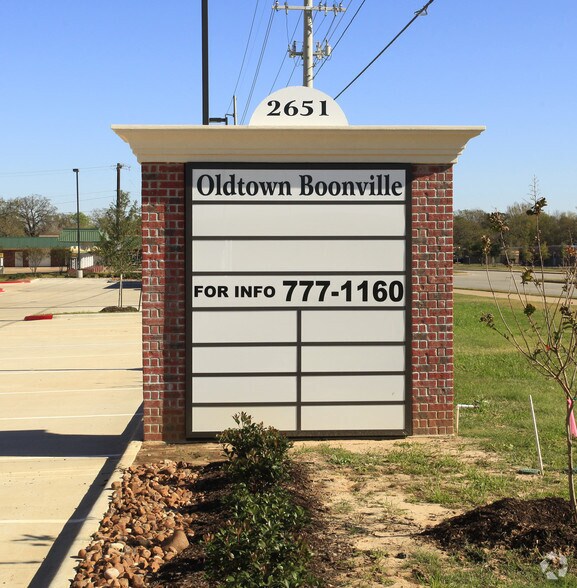 More Photos Of 2651 Boonville Rd, Bryan Storefront Retail Office For Lease