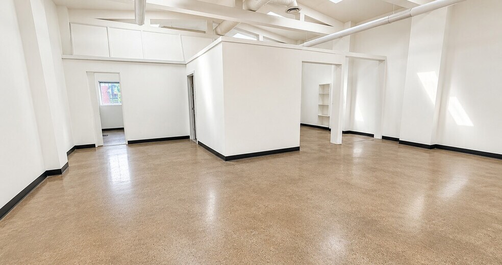More Photos Of 4000 Airport Way S, Seattle Warehouse For Sale