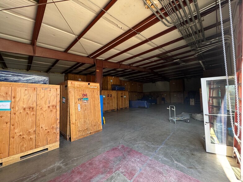 More Photos Of 1112 S Sirrine St, Mesa Warehouse For Sale