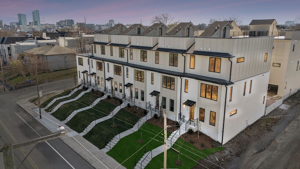 Primary Photo Of 1017-1021 12th Ave N, Nashville Apartments For Sale