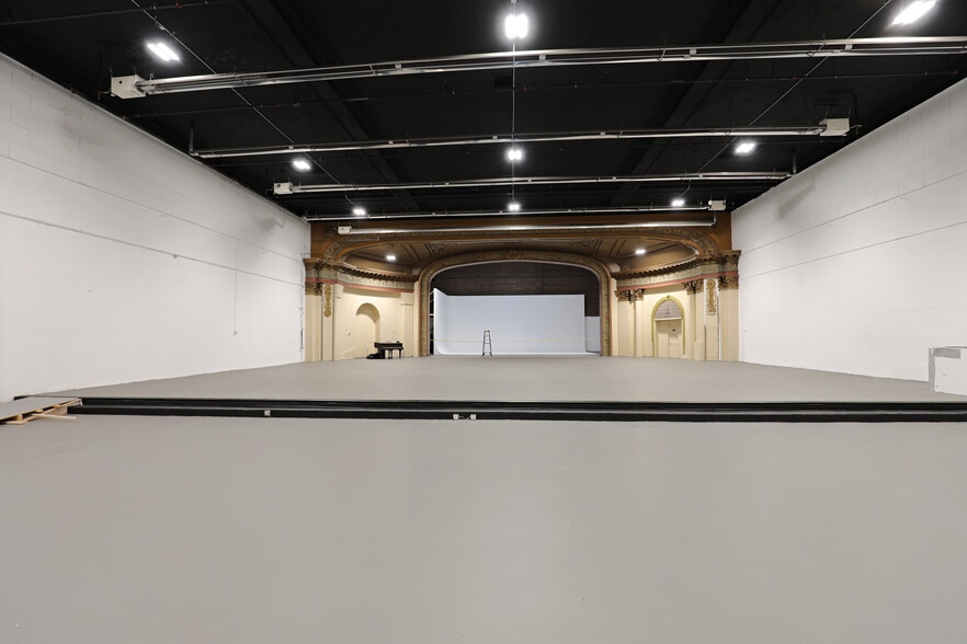 Primary Photo Of 323 Wall St, Kingston Theater Concert Hall For Lease