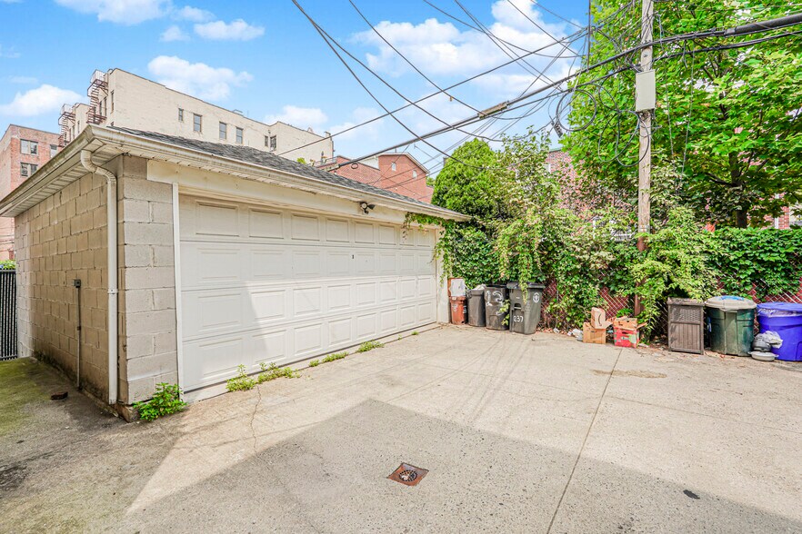 More Photos Of 237 Bay Ridge Pky, Brooklyn Apartments For Sale