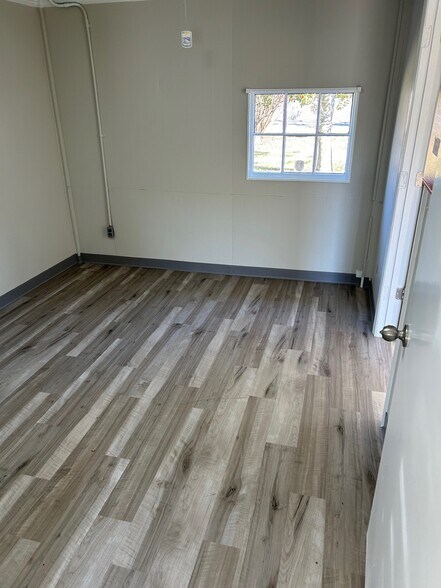 More Photos Of 528 E Main St, Gallatin Office For Lease