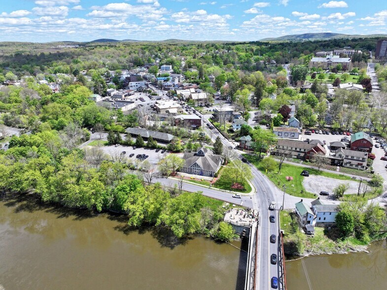 More Photos Of 3 Main St, New Paltz Restaurant For Sale