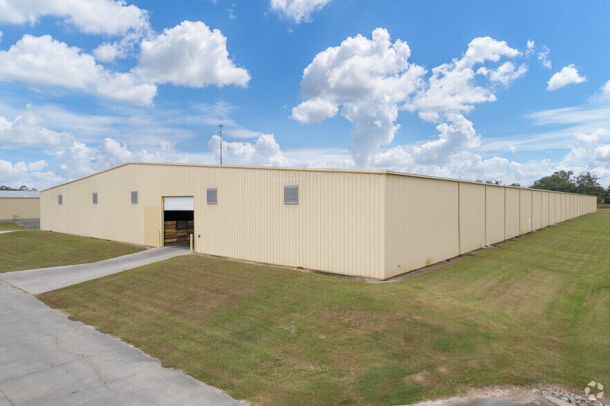 Primary Photo Of 1629 Clay Rd, Valdosta Warehouse For Lease