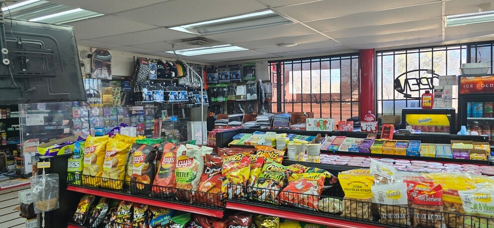 More Photos Of 1604 W Bruton Rd, Mesquite Convenience Store For Sale