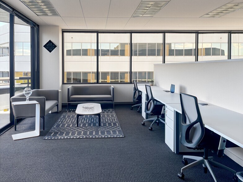 More Photos Of 2033 Gateway Pl, San Jose Coworking Space