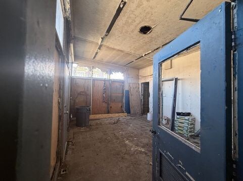 More Photos Of 6108 S Saint Lawrence Ave, Chicago Auto Repair For Lease