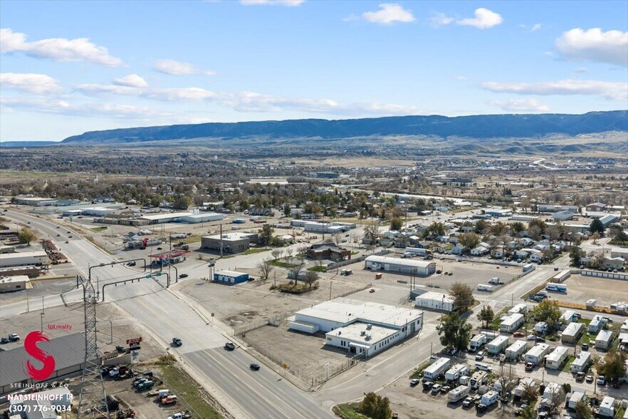 More Photos Of 4113 W Yellowstone Hwy, Casper Flex For Sale