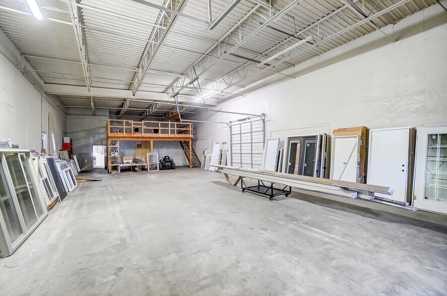 More Photos Of 4745 Wadsworth Rd, Dayton Warehouse For Lease