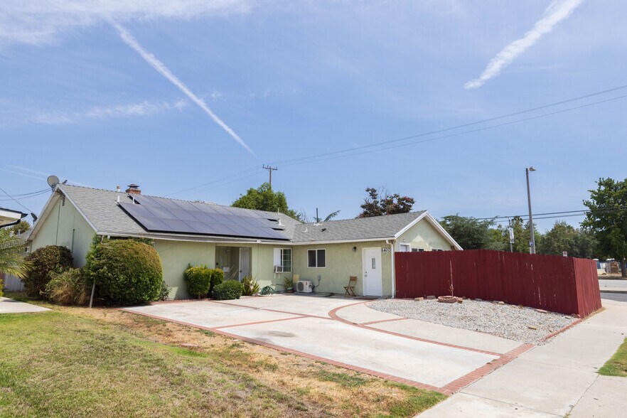More Photos Of 6402 Graves Ave, Van Nuys Apartments For Sale