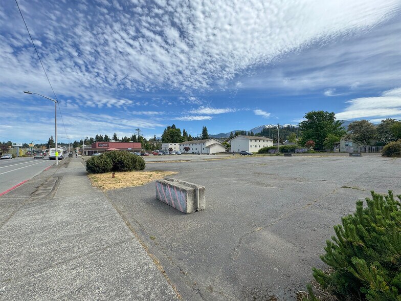 More Photos Of 1016 E 1st St, Port Angeles Land For Sale