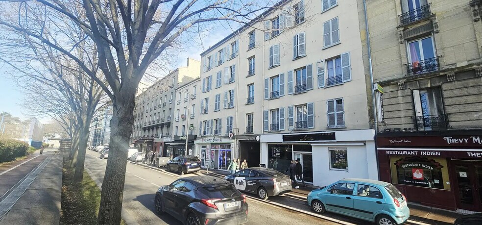 More Photos Of 250 Avenue Du Président Wilson, Saint-Denis Office For Sale