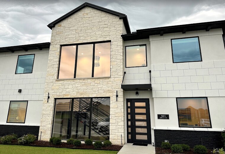 Primary Photo Of 7631 E 126th St S, Bixby Office For Sale