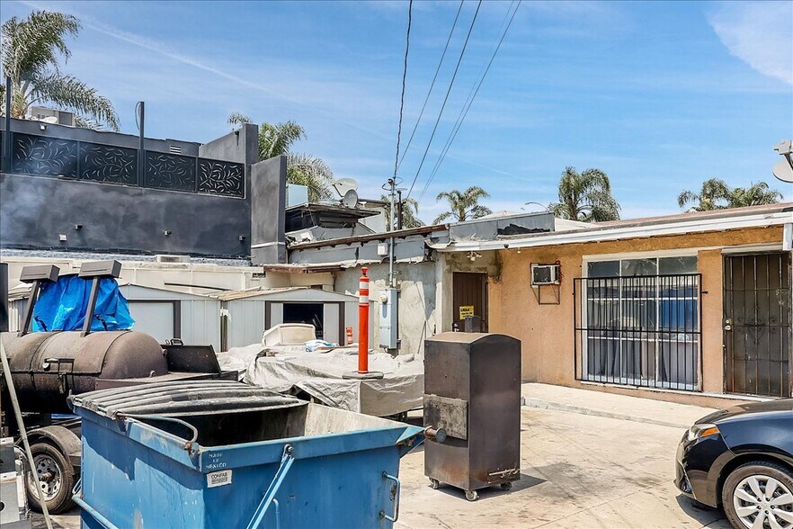 More Photos Of 2336-2338 Pacific Ave, Long Beach Storefront Retail Residential For Sale