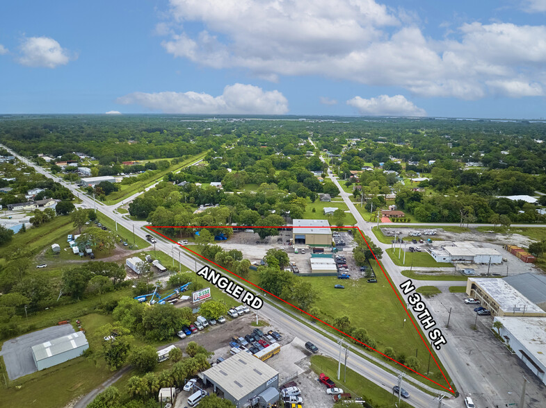 More Photos Of 705 N 39th St, Fort Pierce Warehouse For Sale