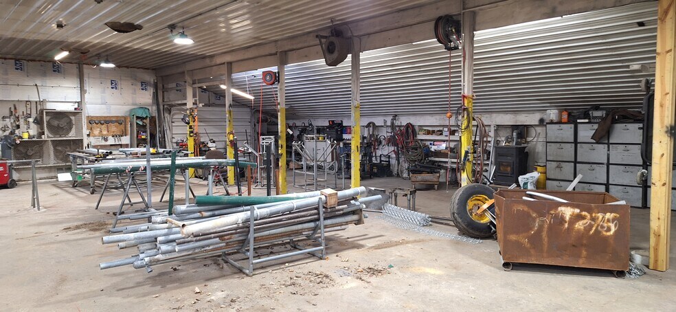 More Photos Of 1893 Pine Tree, Grawn Industrial For Sale