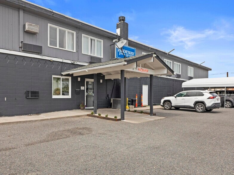 More Photos Of 935 9th Ave, Sidney Hotel For Sale