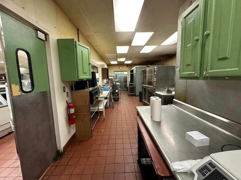 More Photos Of 31 N Main St, Sherburne Supermarket For Sale