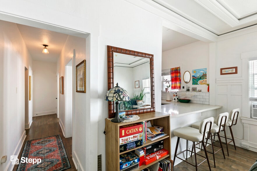 More Photos Of 1325-1331 E Ocean Blvd, Long Beach Apartments For Sale