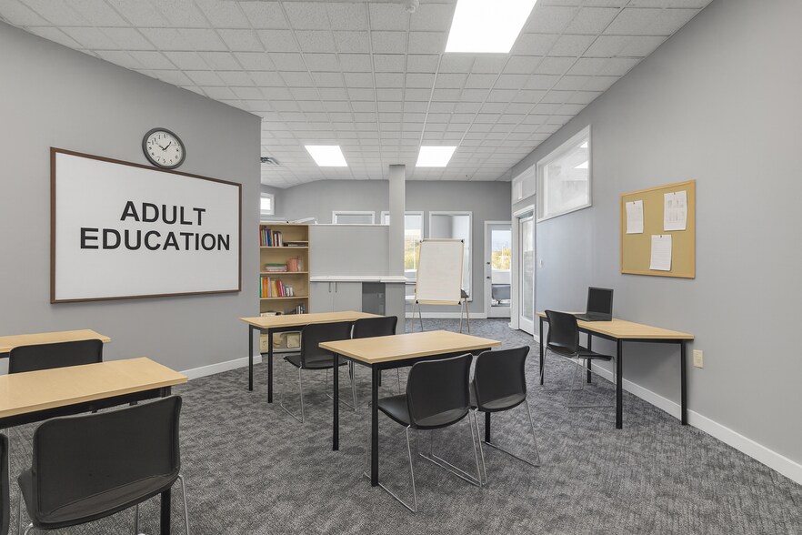 More Photos Of 201 Main St, Boston Office For Lease