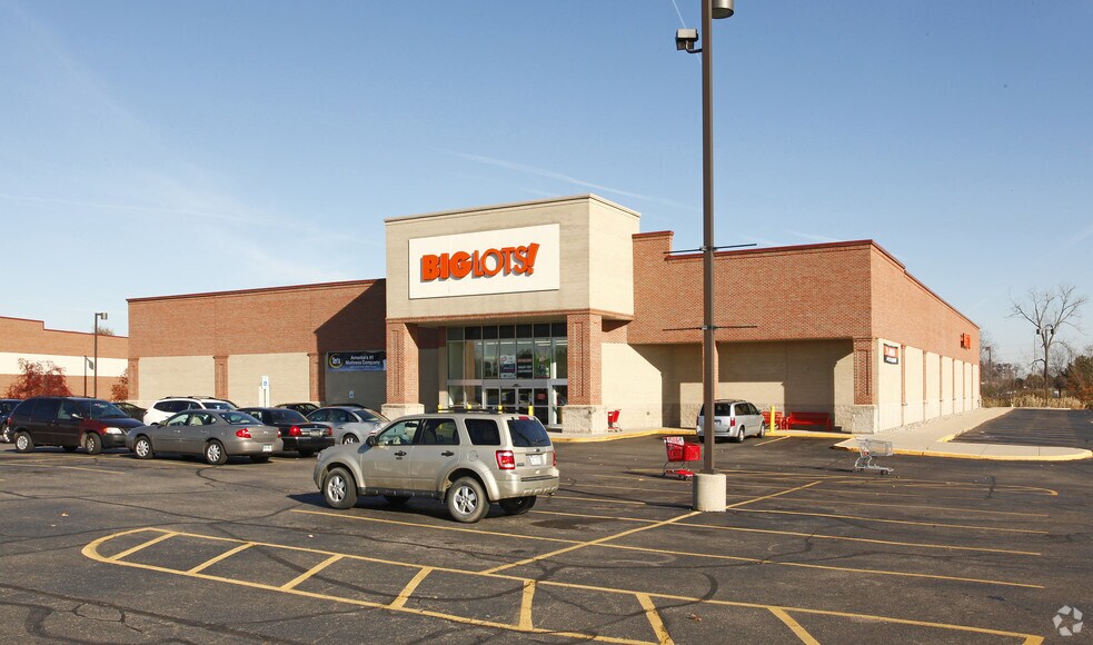 Primary Photo Of 5600-5700 Mercury Dr, Dearborn Freestanding For Lease