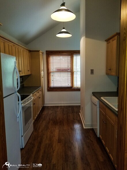 More Photos Of 1452 Carroll Dr Nw, Atlanta Office For Sale