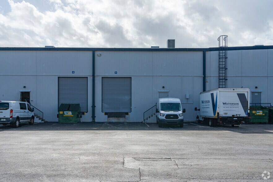 More Photos Of 6500 NW 12th Ave, Fort Lauderdale Distribution For Lease