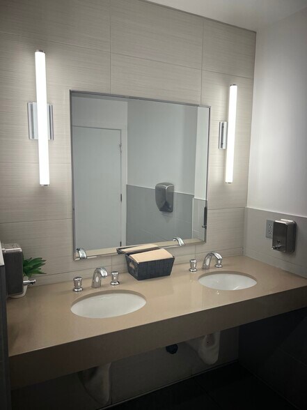 More Photos Of 235 W 5th Ave, Escondido Medical For Sale