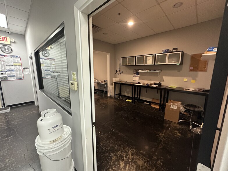 More Photos Of 1403 Highway 6, Sugar Land Medical For Lease