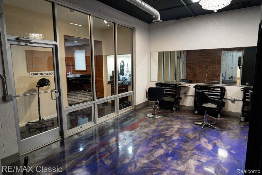 More Photos Of 23365 Woodward Ave, Ferndale Storefront Retail Office For Sale