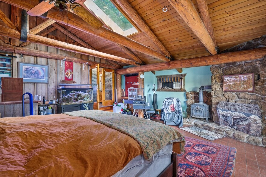 More Photos Of 3305 Dick George Rd, Cave Junction Hospitality For Sale