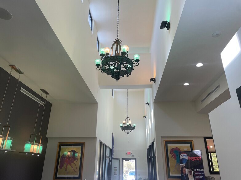 More Photos Of 7373 Comfort Inn Dr, Warrenton General Retail For Lease