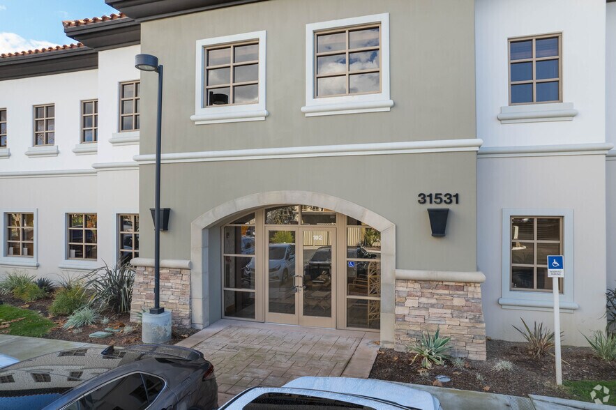 More Photos Of 31461 Rancho Viejo Rd, San Juan Capistrano Office For Lease