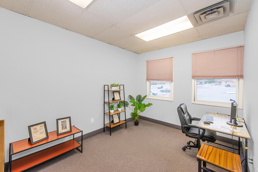 More Photos Of 59 E Mill Rd, Long Valley Office For Sale
