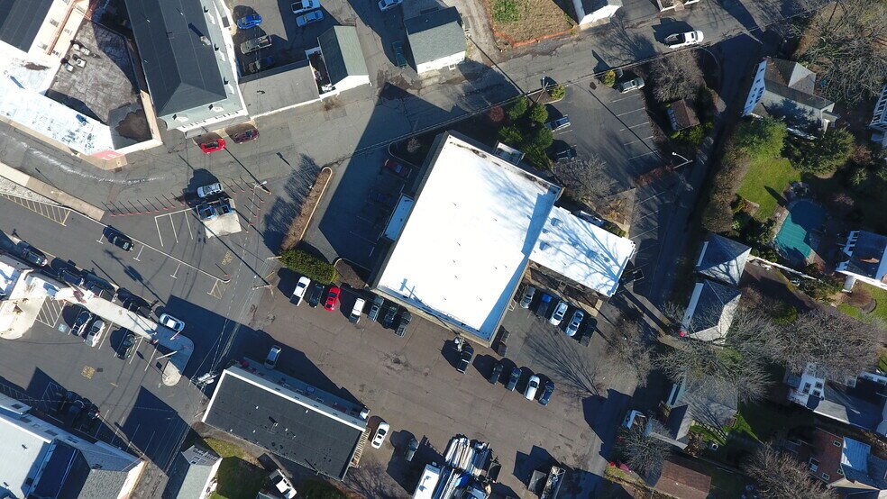 More Photos Of 200 Apple St, Quakertown Medical For Lease