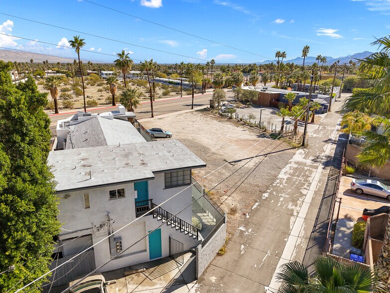 More Photos Of 2231 N Palm Canyon Dr, Palm Springs Apartments For Sale