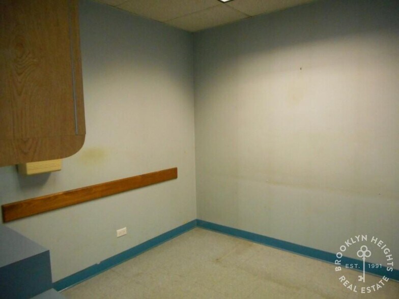 More Photos Of 161 Atlantic Ave, Brooklyn Apartments For Lease