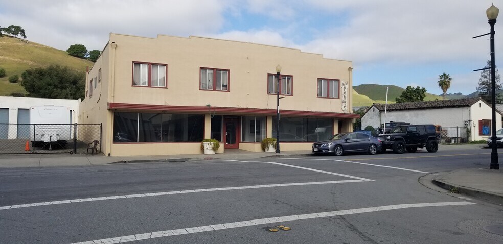 More Photos Of 37312-37316 Niles Blvd, Fremont Storefront Retail Residential For Lease