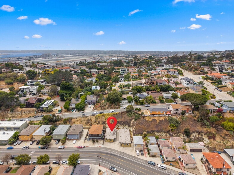 More Photos Of 3206-3216 Reynard Way, San Diego Apartments For Sale