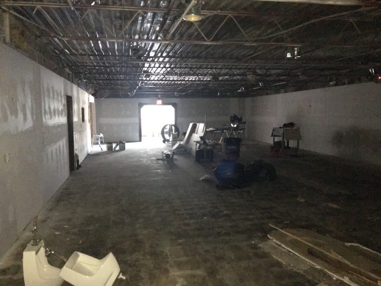 More Photos Of 1815 Millwood Pike, Winchester Restaurant For Sale