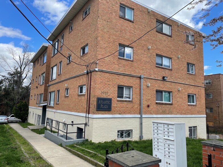 More Photos Of 3928 1st St SE, Washington Apartments For Sale