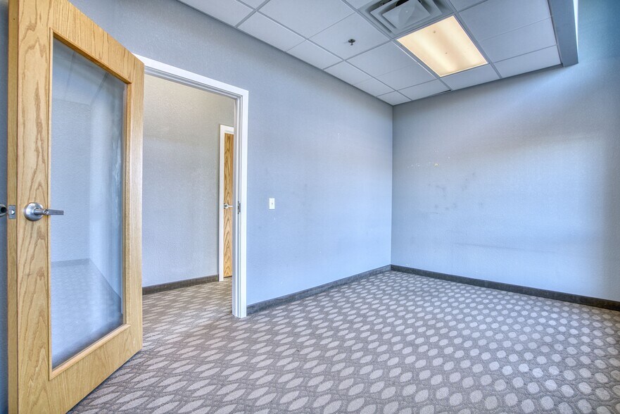 More Photos Of 765 E South Boulder Rd, Louisville Storefront Retail Office For Lease