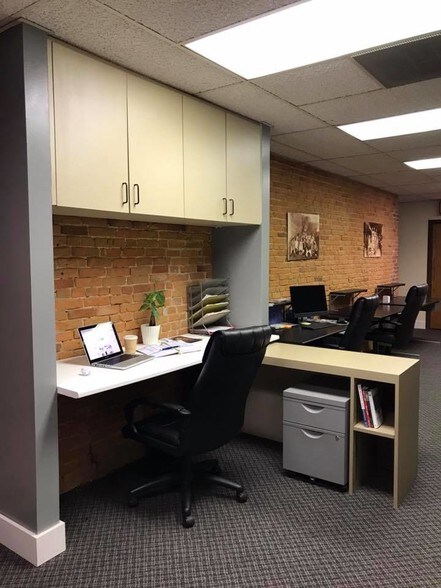 More Photos Of 21 N Main St, Mount Clemens Coworking Space