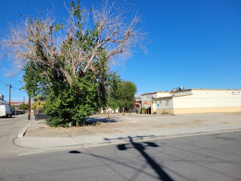More Photos Of 45902 Oasis St, Indio Medical For Lease