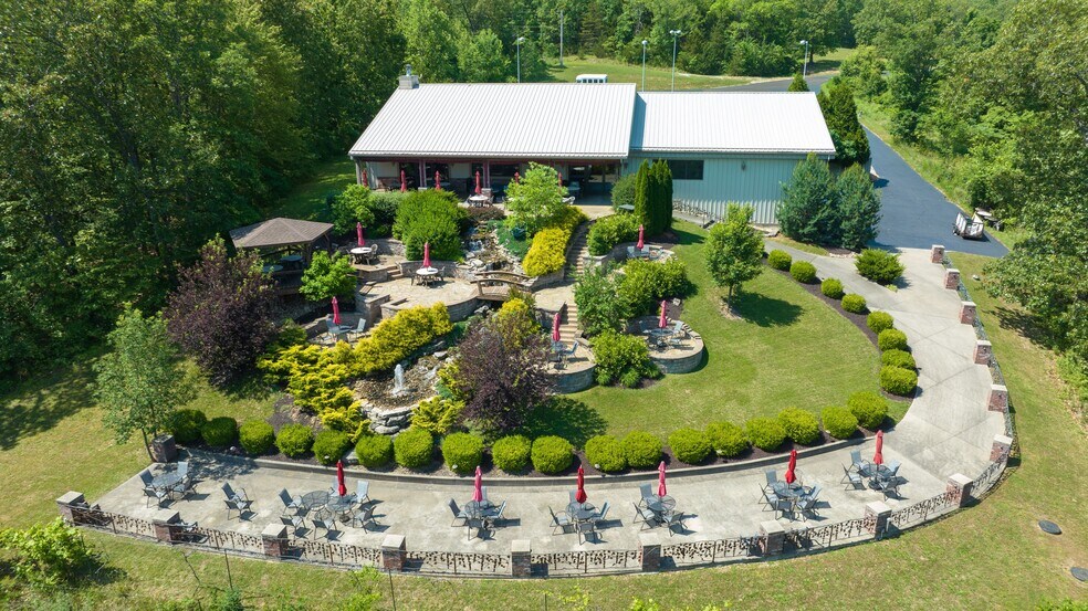 More Photos Of 846 Winery Hills Est, Linn Creek Winery Vineyard For Sale