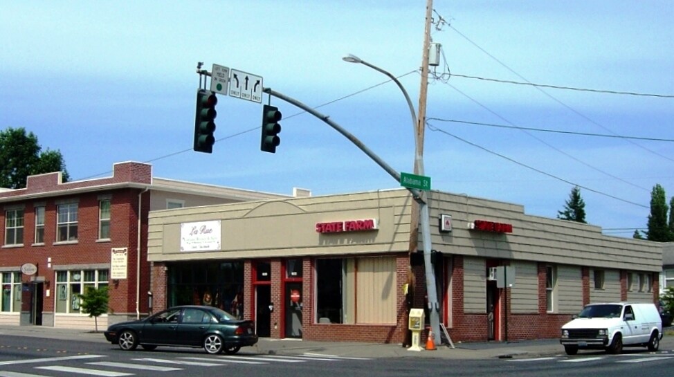 More Photos Of 2500 Cornwall Ave, Bellingham General Retail For Sale